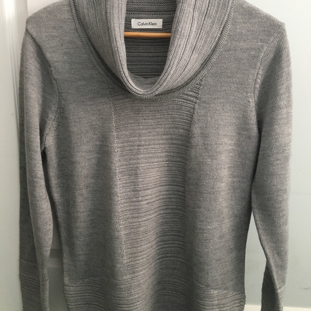 🤍 Calvin Klein Gray Cowl Neck Sweater Sz M